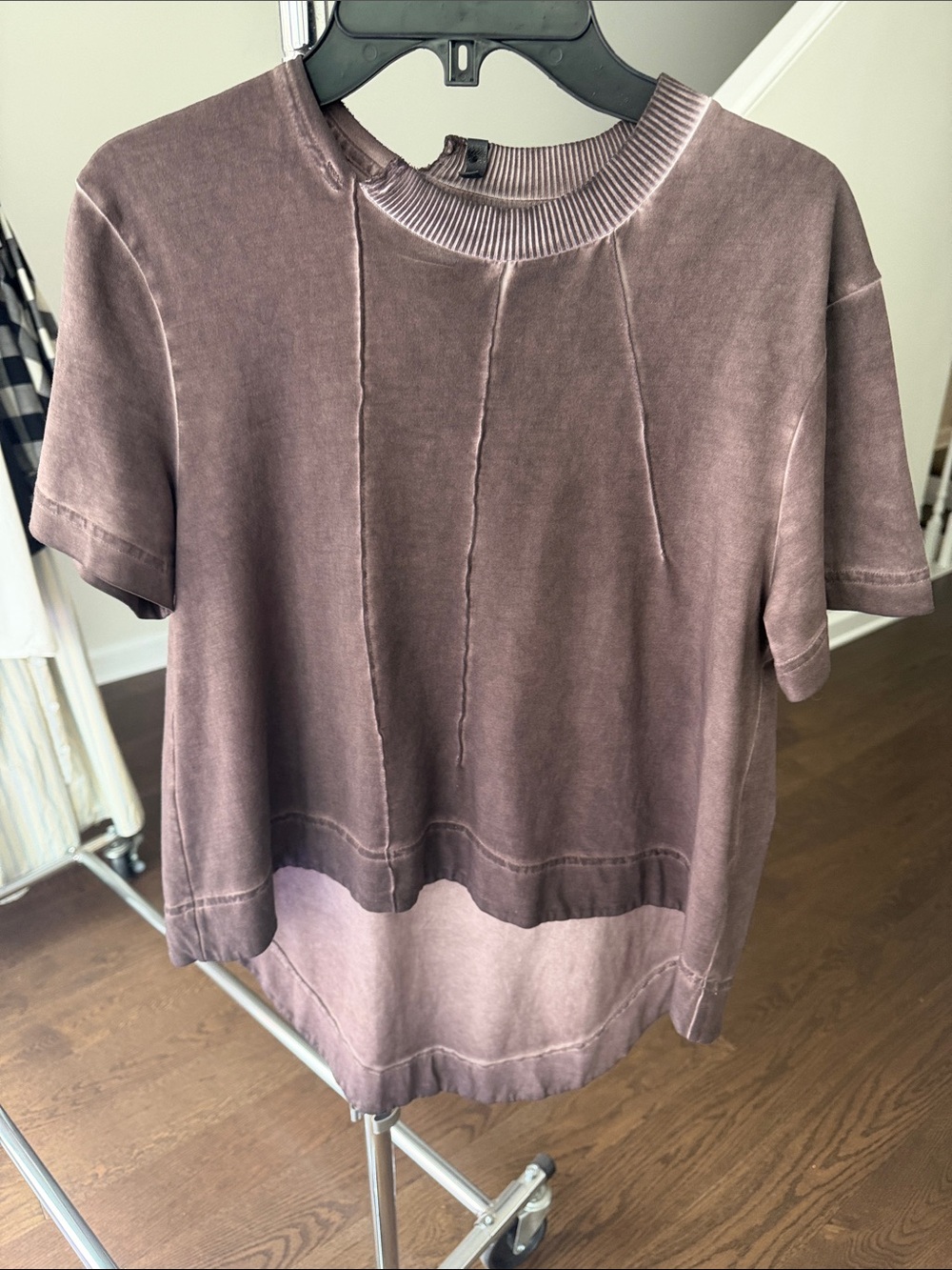 Serie Numerica Washed Mauve Short Sleeve Crewneck Top size 40 it
NWOT